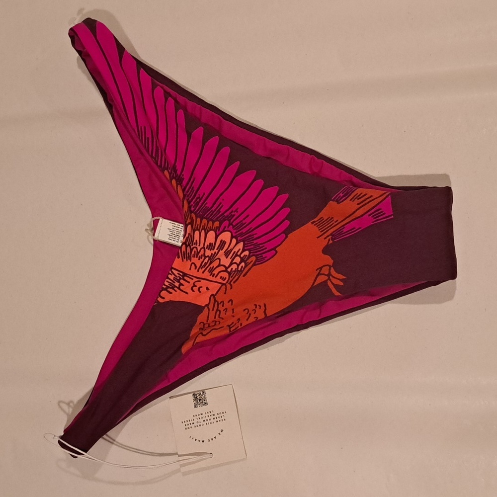 Maaji Vintage Grape Donna Splendour Reversible Bikini Top & Bottom Parrot Print View 6